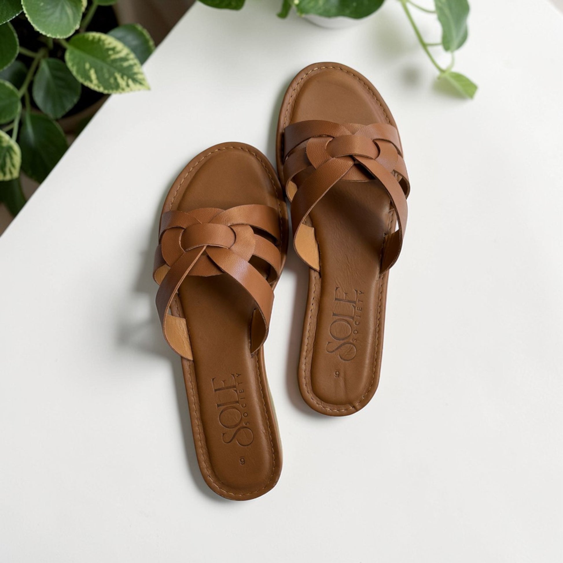 MÉLAH SANDAL